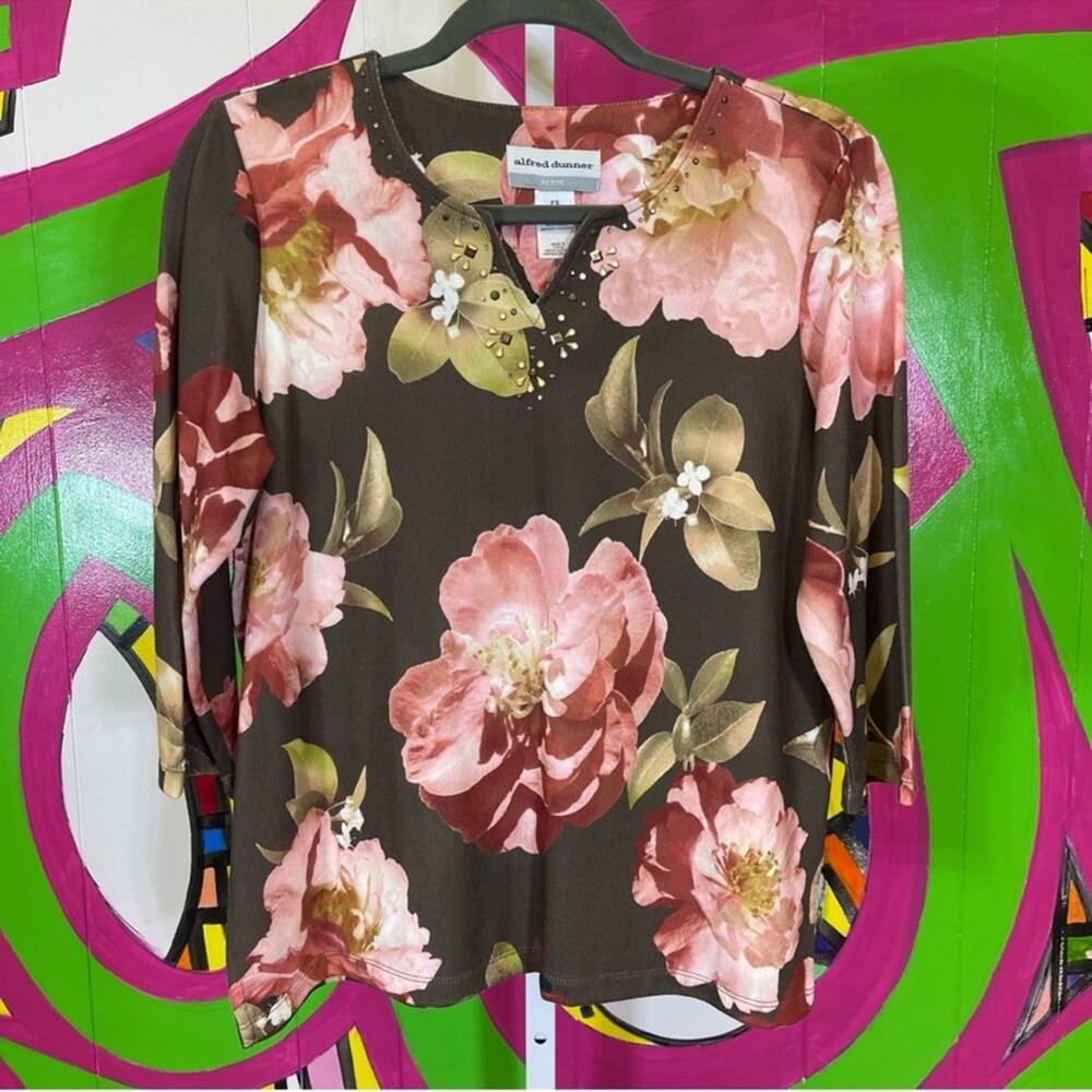 Alfred Dunner, Floral Blouse. Size PS. In excellent condition!